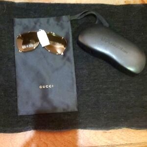 Gucci Sunglasses Clip-On with Gucci Dusty & Coastal.com Hard Case